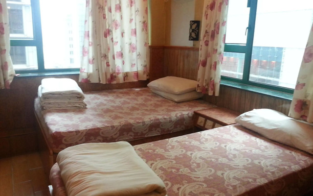 Kowloon New Hostel
