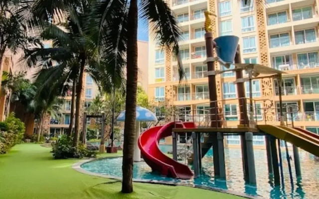 Pool View Nice Cool One Bedroom With 2 Large Beds