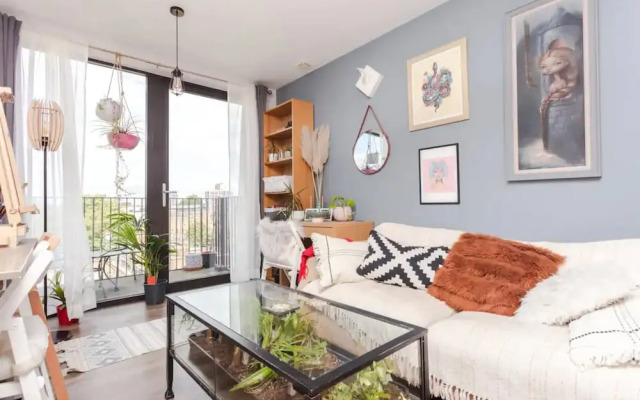 Serene 1 Bedroom Flat in Clapton With Balcony