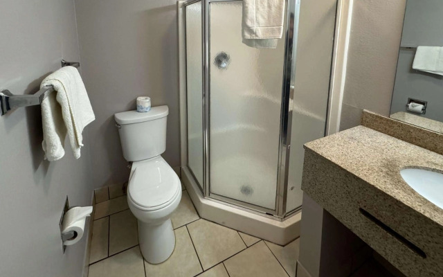 Motel 6 Janesville, WI