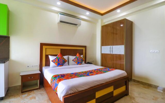Fabhotel Star Corporate Suite