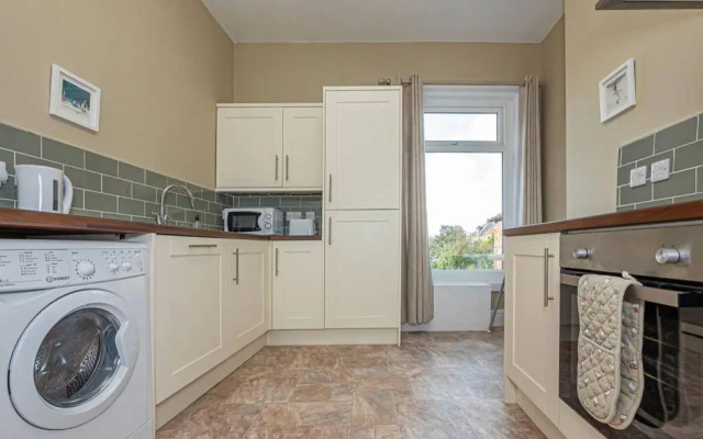 Hornsea Retreat Close to Sea - Sleeps 5