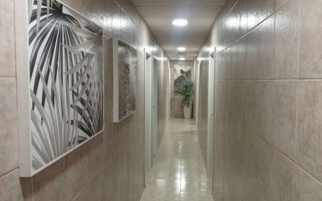 Hostal Residencia Cardona