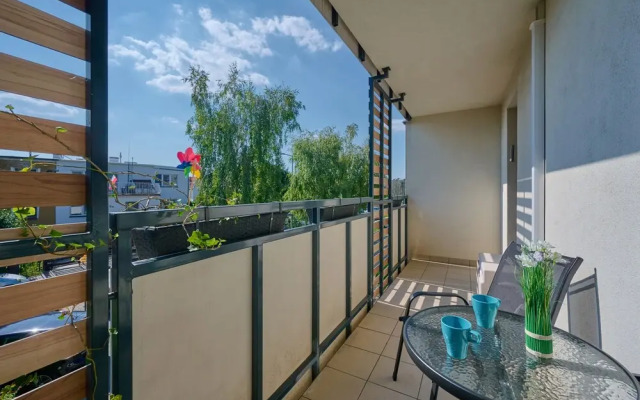 Family Apartment With AC by Renters