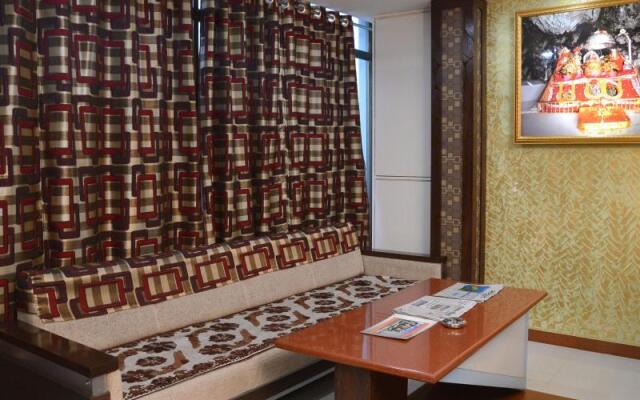 Hotel Abu Grand