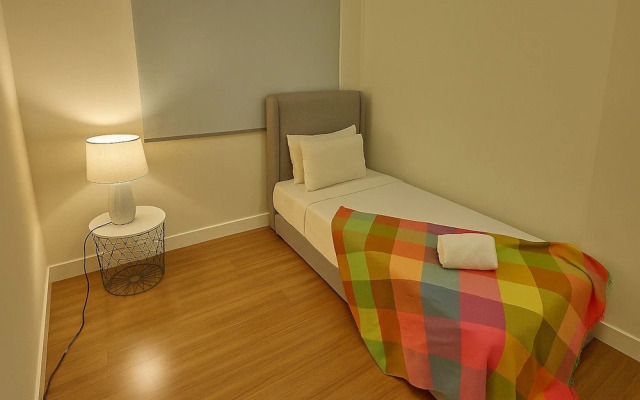 Millerz Square by Tido Tido