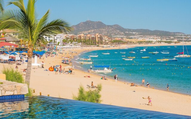 Opulent Medano Beachfront Villa W/beach Club Access: Hacienda Villa 11