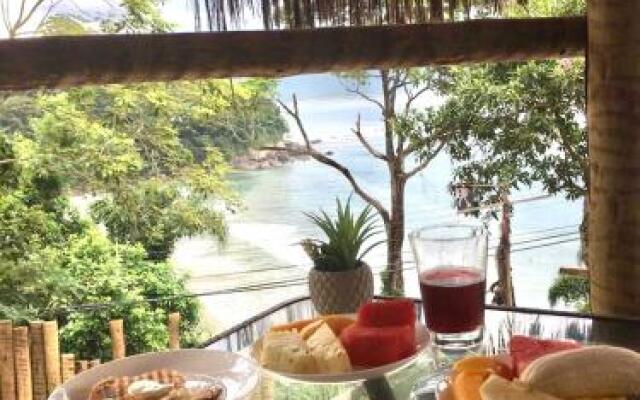 Mirante Do Pirata Suites & B&B