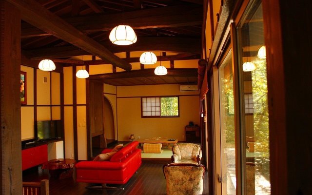 Hanarenoyado Sennomori