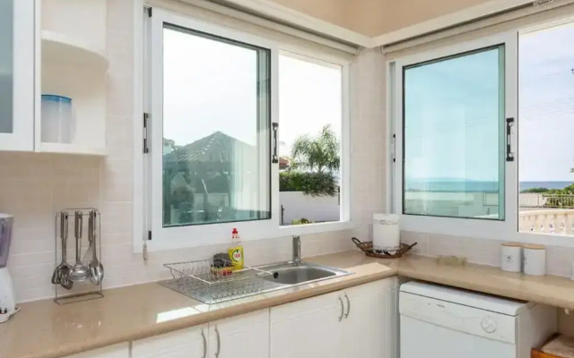 Villa Komissa in Argaka