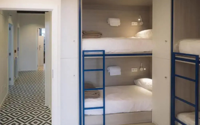 Santiago KM.0 - Hostel