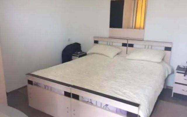 Guest House on Sokhumi Highway 133