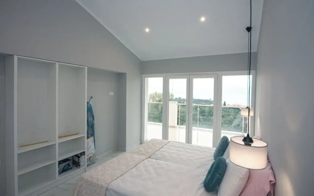 Gigi Star Luxury ApartVilla with Pool, Sea View