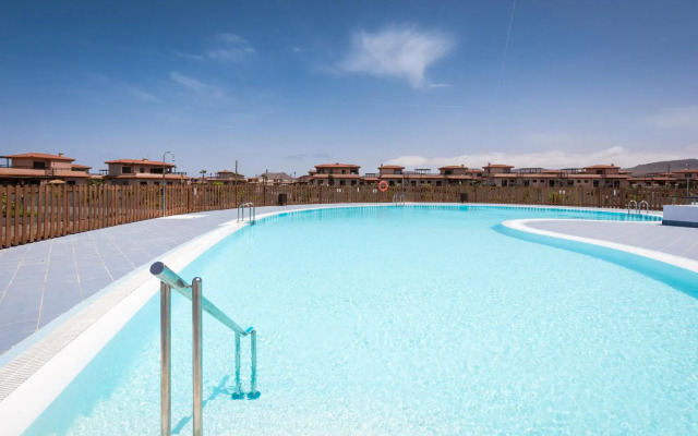 Home2Book Casa Calma