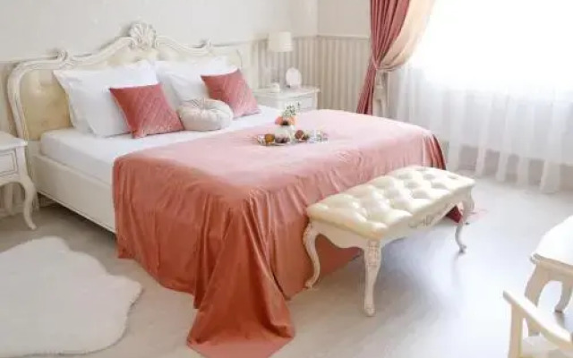 Royal Suite Apartment with Jacuzzi