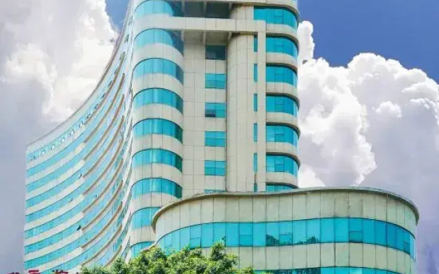 Starway Hotel (Chongqing Sanya Bay Metro Station Store)