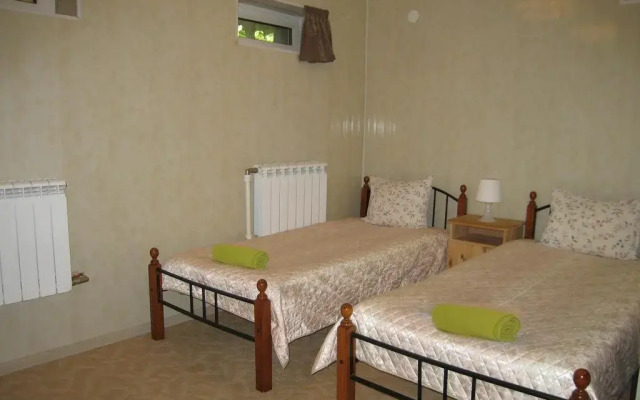 Motel Nadezhda