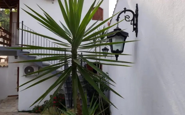 Suites Beija-Flor