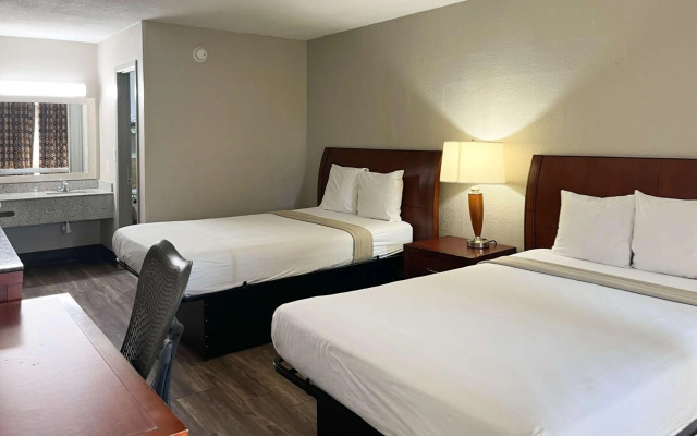 Motel 6 Raleigh, NC – Downtown South