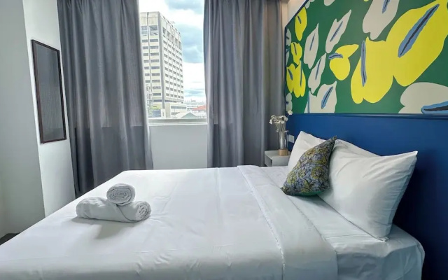 Traveller Ark Hotel & Bunks