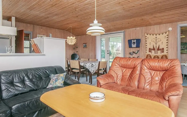 8 Person Holiday Home in Hesselager-by Traum