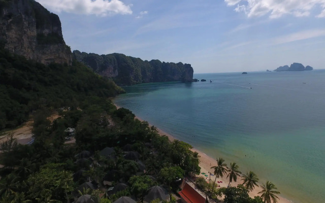 Golden Beach Resort