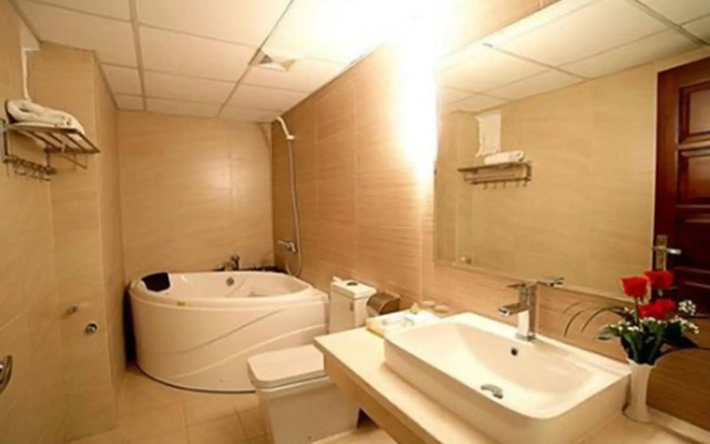 Skylark Hotel