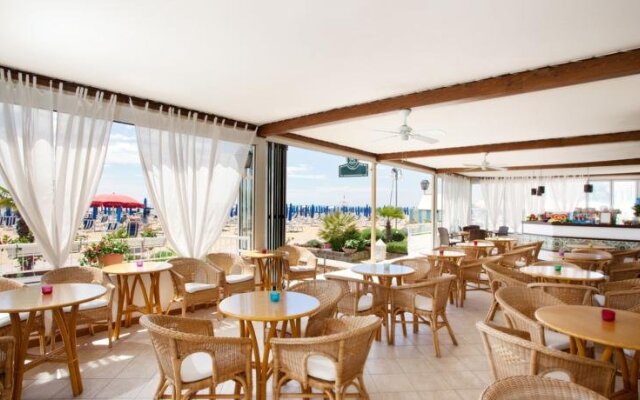 Hotel Telenia