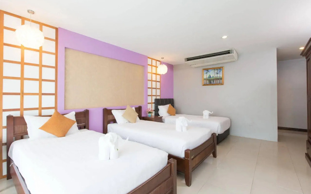 Time Out Hotel Beach Front