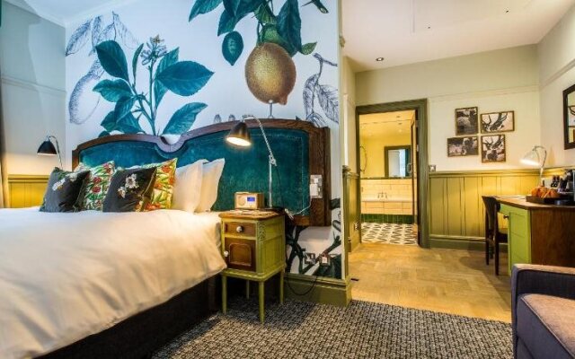 Orange Tree Hotel