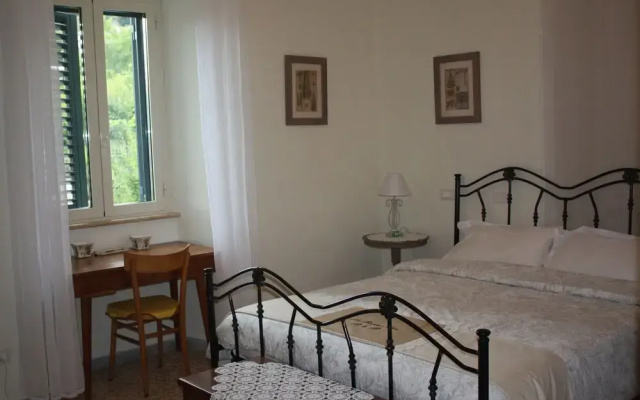 La Rocca Mia House B&B