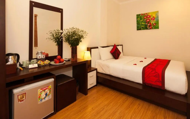 Rising Dragon Estate Hotel – Guest Rooms – Hanoi