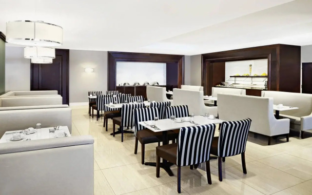 Sheraton Montreal Airport Hotel