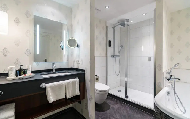 Schlosshotel Weyberhöfe