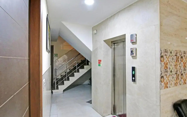 Oyo Flagship 807479 Hotel Collection