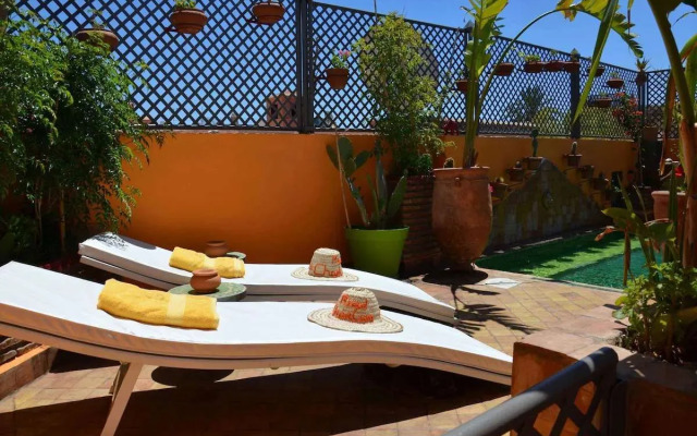 Riad CharCam - Adults Only