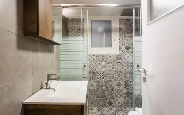 Explore Athens with 2-bdr Condo near Acropolis!