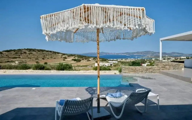 La Vitalite Luxury Villa in Paros