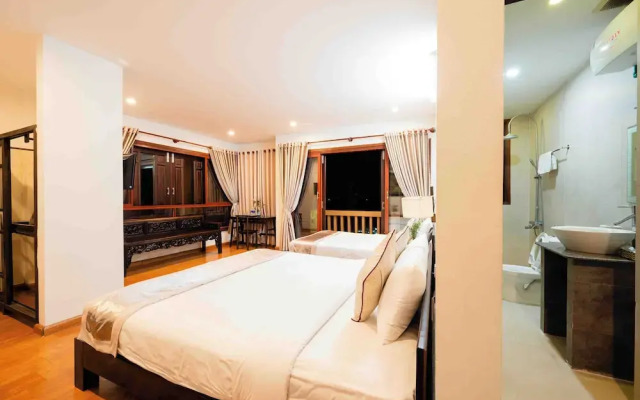 B'Lan Riverside Villa