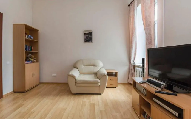 Apartment Fontanki 77