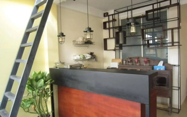 Vitamin Smiles Hostel
