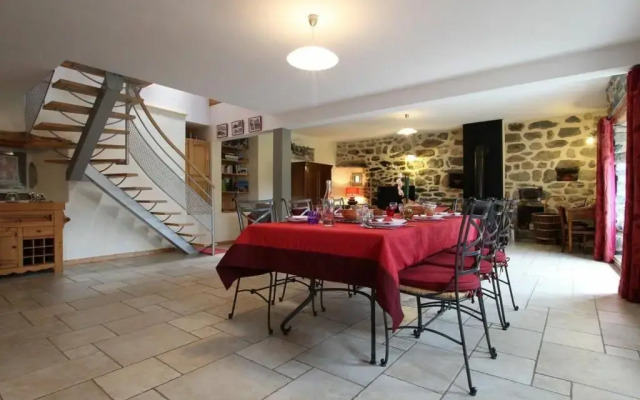 Gîte Saint-Julien-Chapteuil, 4 pièces, 8 personnes - FR-1-582-296