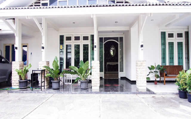 OYO 3864 Babaran 71