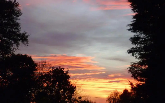 The Cedar Lodge Hotel and Restaurant