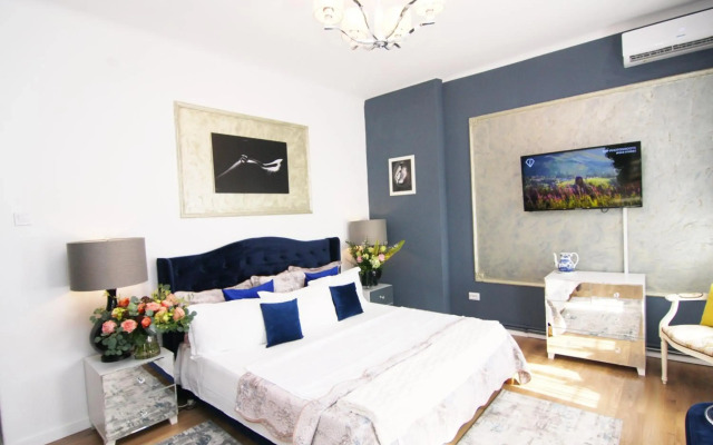 KAS 1Bd apartment unique central Unirii Bucharest