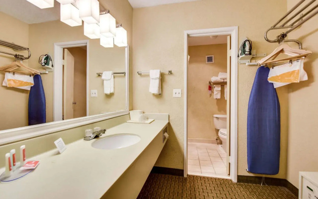 Econo Lodge Busch Gardens