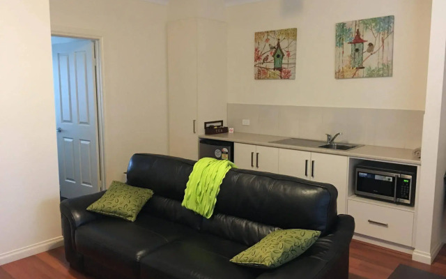 Hahndorf Oak Tree Cottages