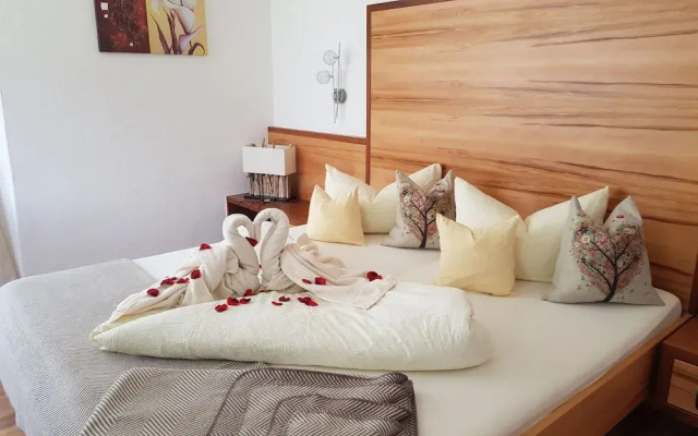 Hotel Garni Drachenburg