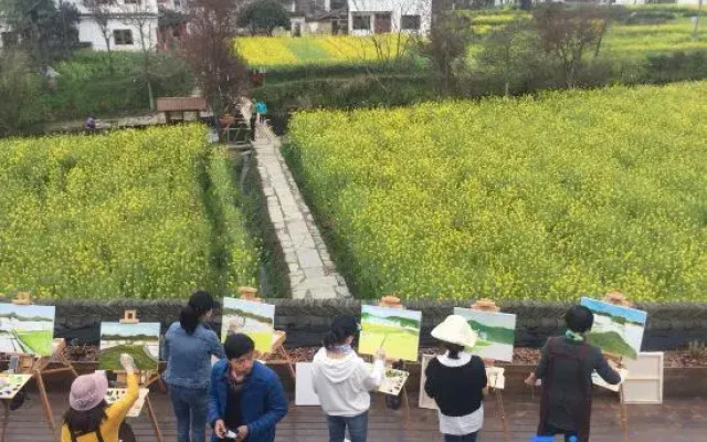 Huatianxi · Designer Art Hostel