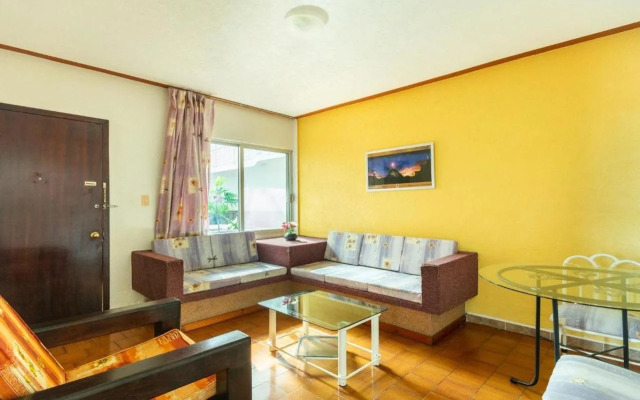 OYO Hotel Casa Blanca